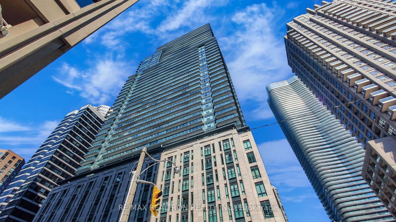 home for lease on 2518-955 Bay Street SW