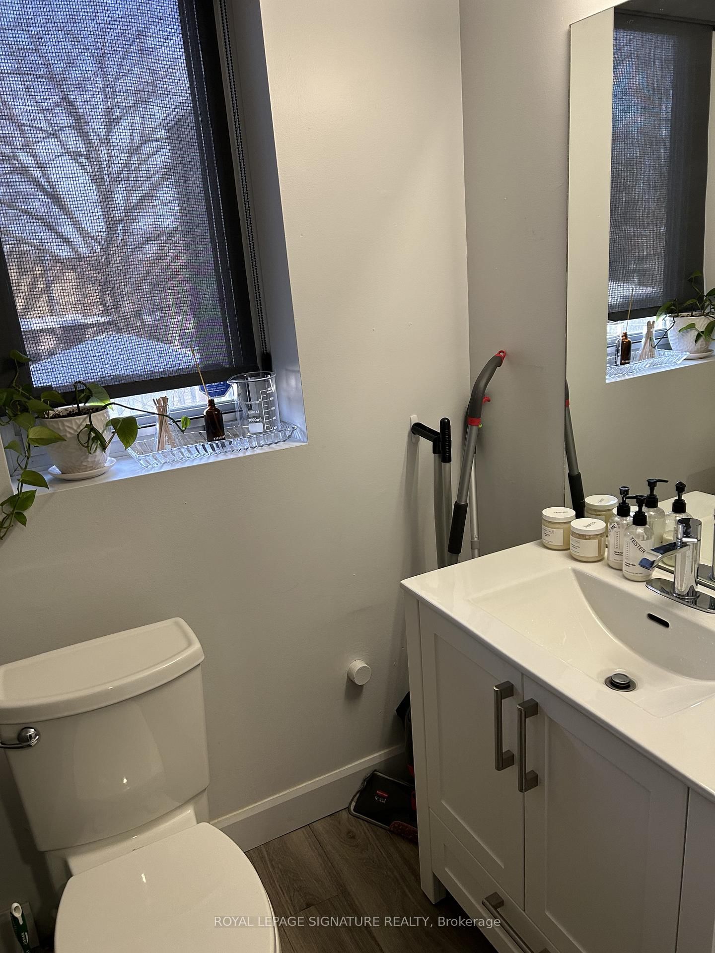 1517A Bayview Avenue, Unit 2nd Flr - Photo 16