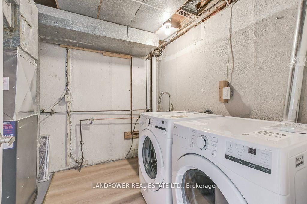 Townhouse for sale at 10 Brassbell Mill Way, Toronto, Ontario, M2L 1P7 - St. Andrew-Windfields - MLS: C12823336