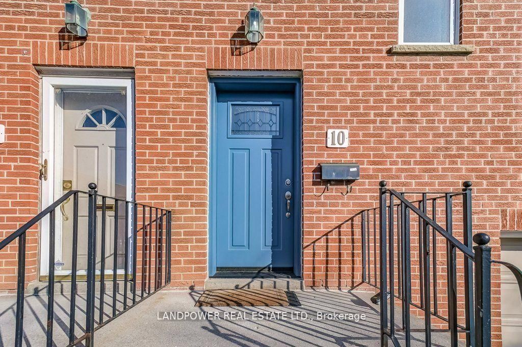Townhouse for sale at 10 Brassbell Mill Way, Toronto, Ontario, M2L 1P7 - St. Andrew-Windfields - MLS: C12823336