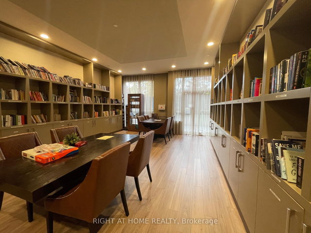 820 - 35 Saranac Boulevard