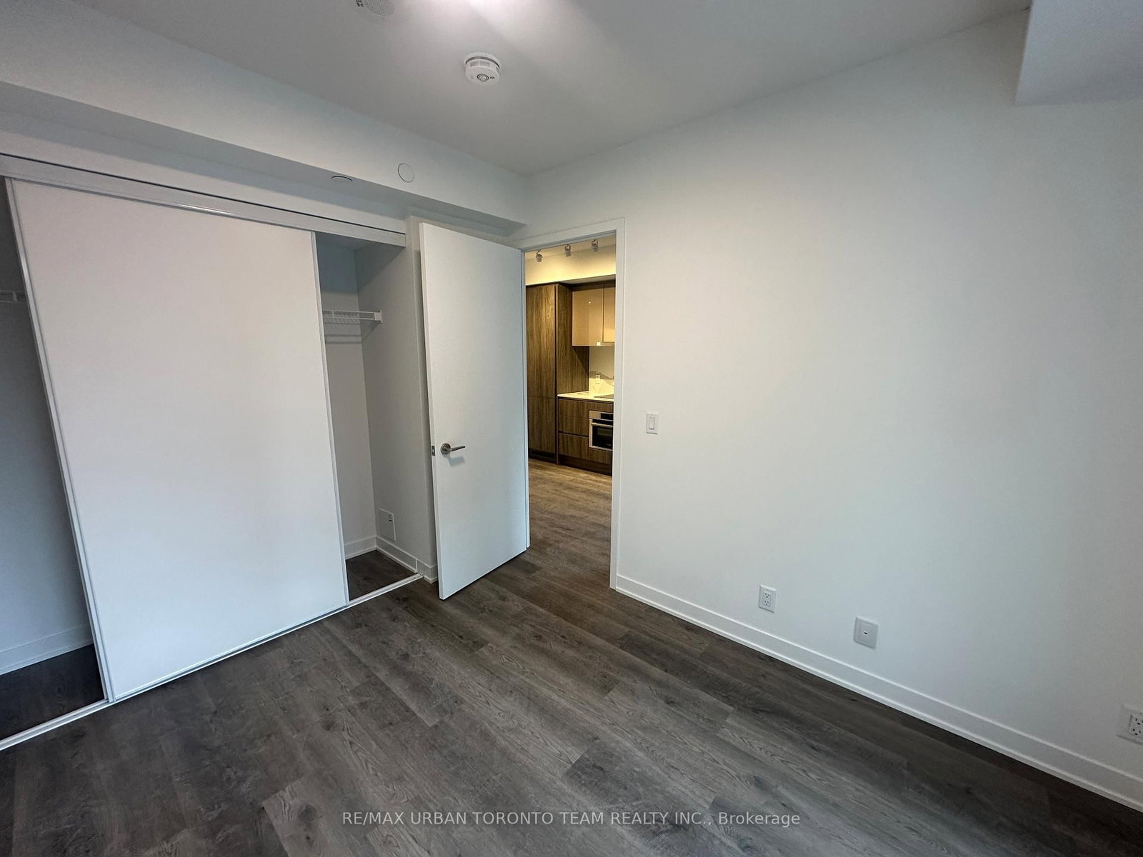 180 Front Street E, Unit 805 - Photo 13
