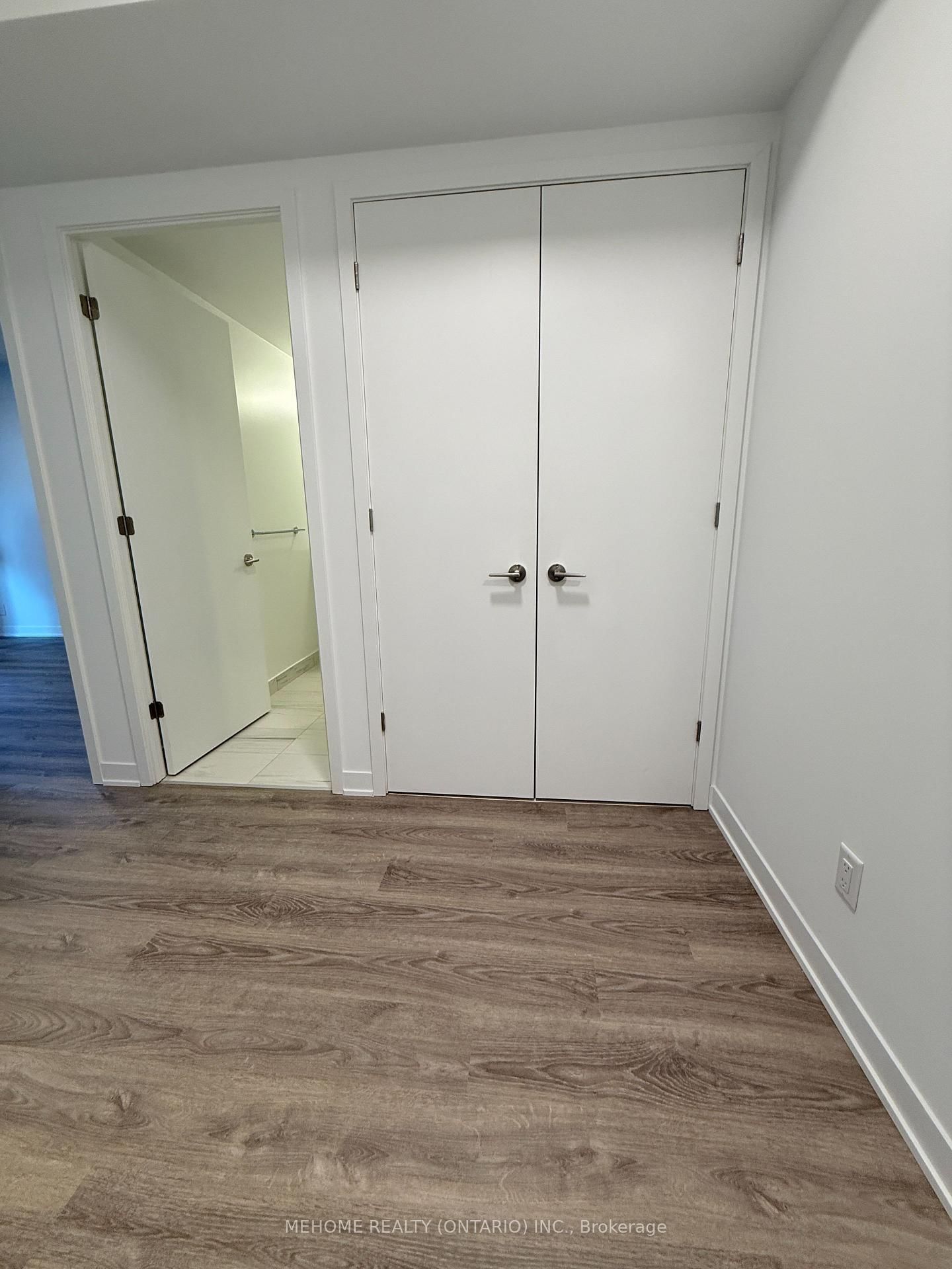 180 Front Street E, Unit 619 - Photo 6