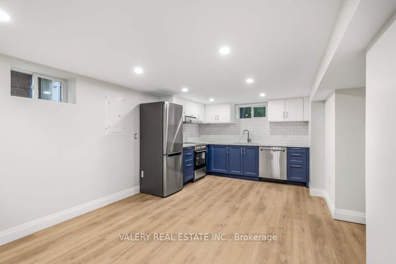 2 - 116 Manor Road East Rd, Toronto, M4S 1P8 | Image 3