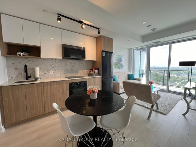 3613 - 5 Defries Street