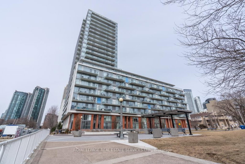 home for lease on 831-90 Stadium Road