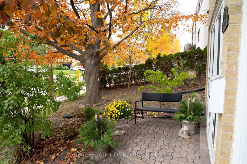 35 Valentine Dr, Toronto, M3A 3J7 | Image 2