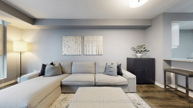 713 - 35 Bastion Street