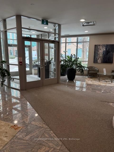 316 - 28 Olive Avenue