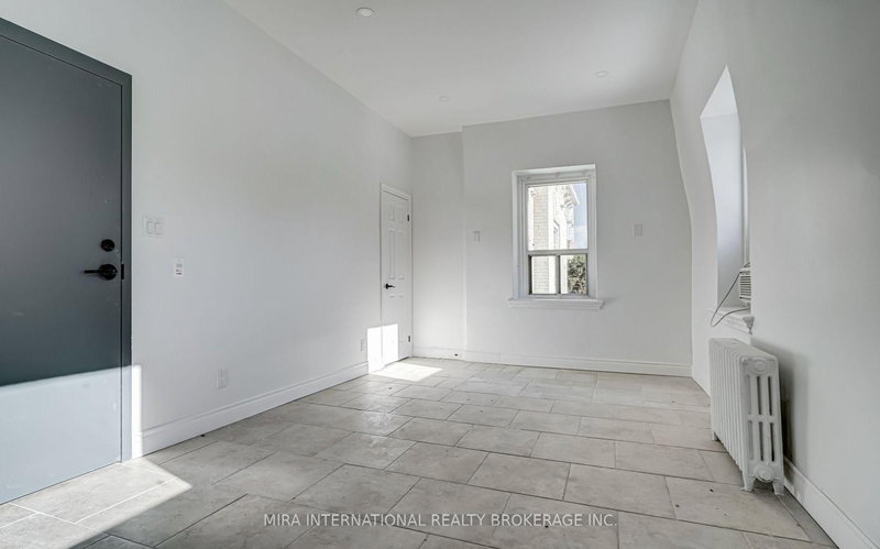 205 - 180 Sherbourne St, Toronto, M5A 2R7 | Image 3