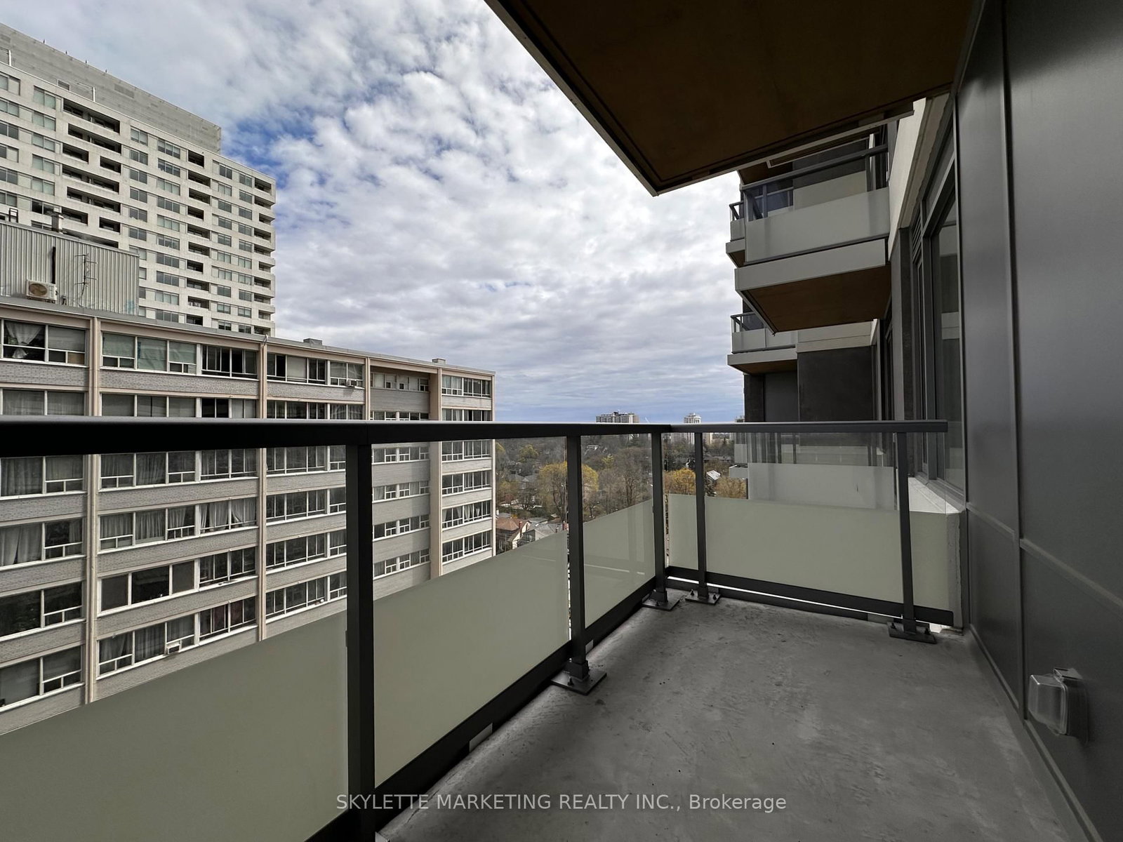 25 Holly Street, Unit 1204 - Photo 11