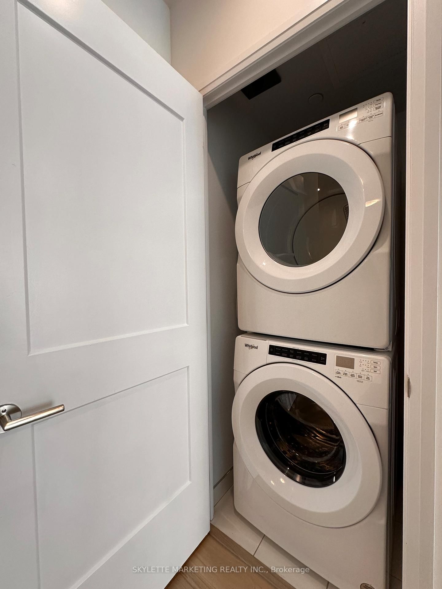 25 Holly Street, Unit 1204 - Photo 12