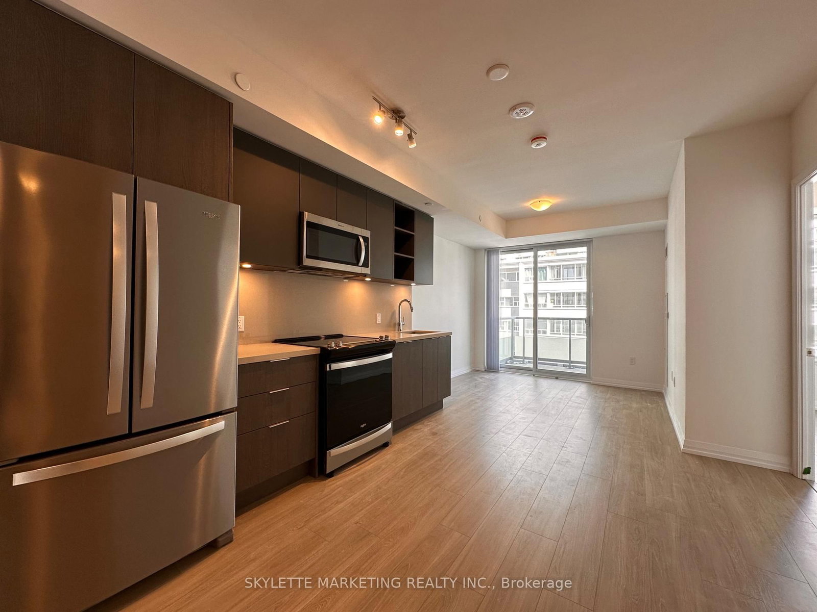 25 Holly Street, Unit 1204 - Photo 3