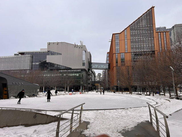 605 - 15 Merchant's Wharf