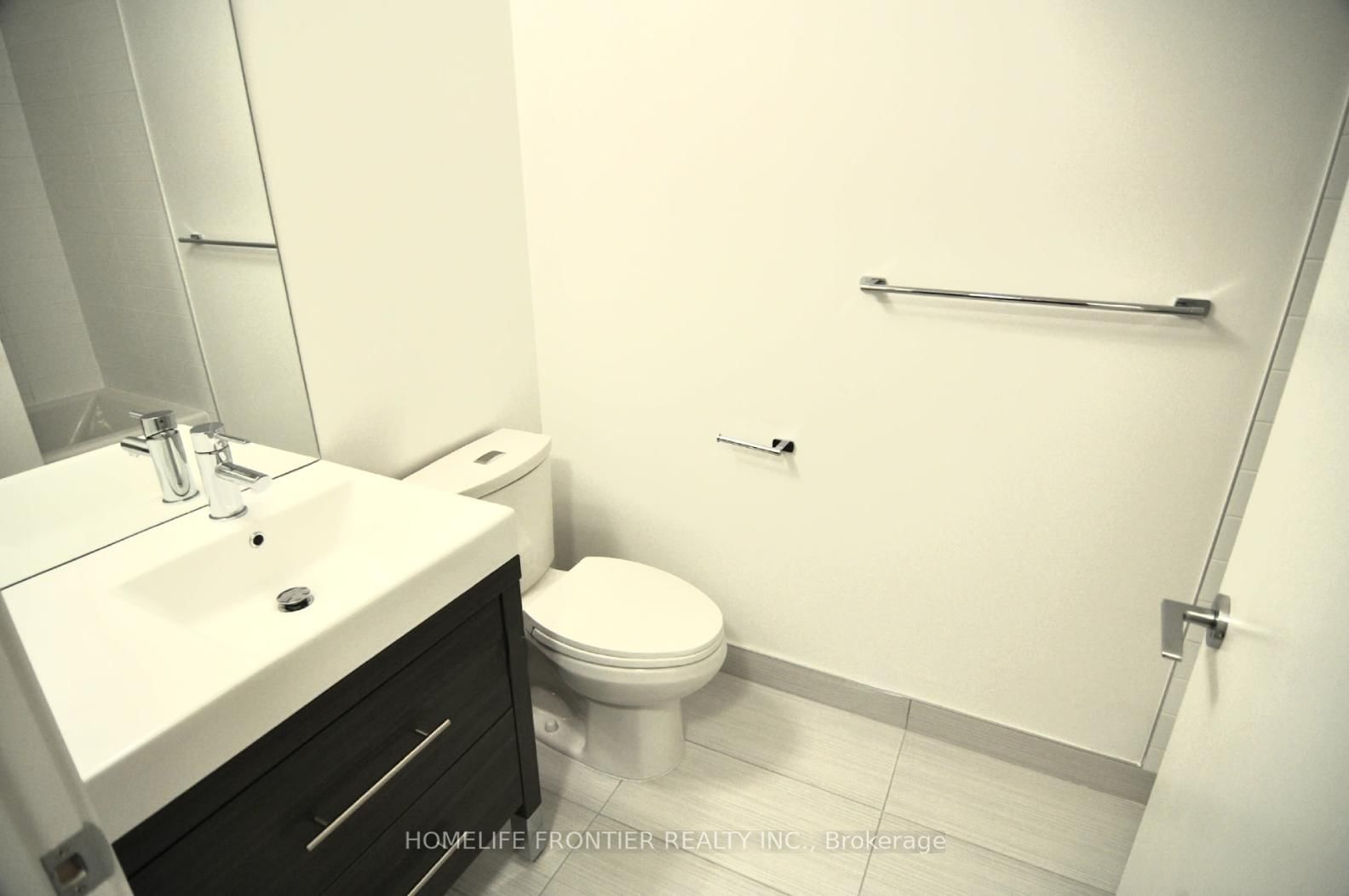 70 Forest Manor Road, Unit 323 - Photo 7