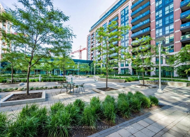 557 - 525 Wilson Avenue