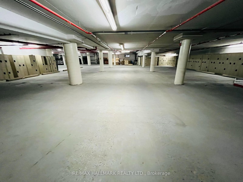 105 Gordon Baker Rd, Toronto, M2H 3P8 | Image 2