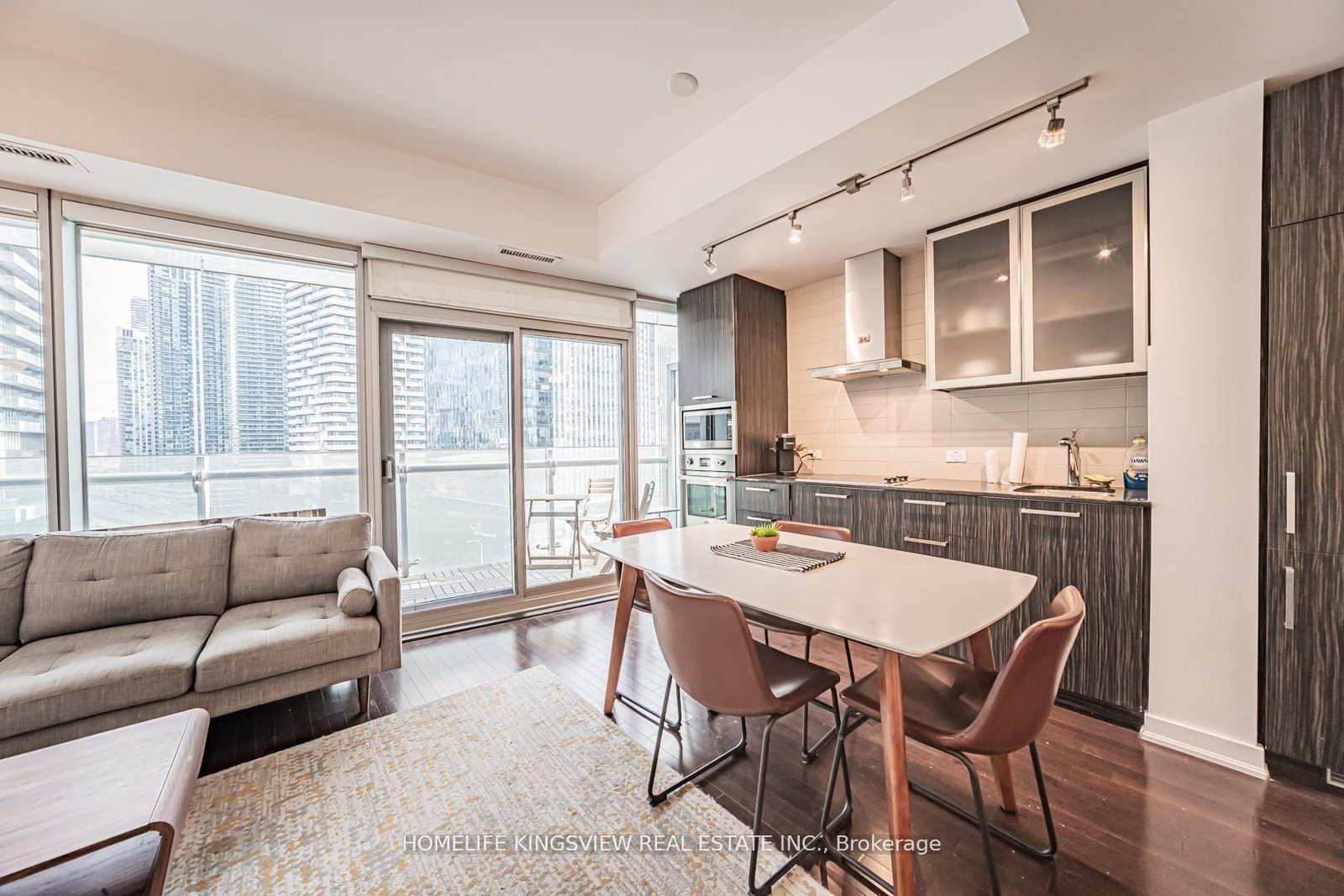 12 York Street • #1001 • Toronto, ON photo 11
