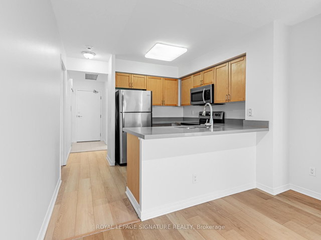 2306 - 30 Harrison Garden Boulevard