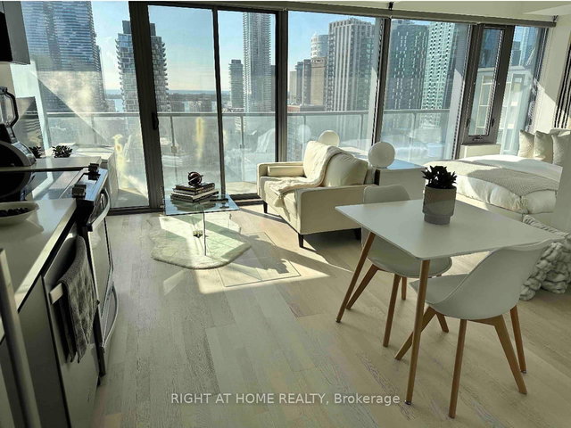 1904 - 60 Colborne Street