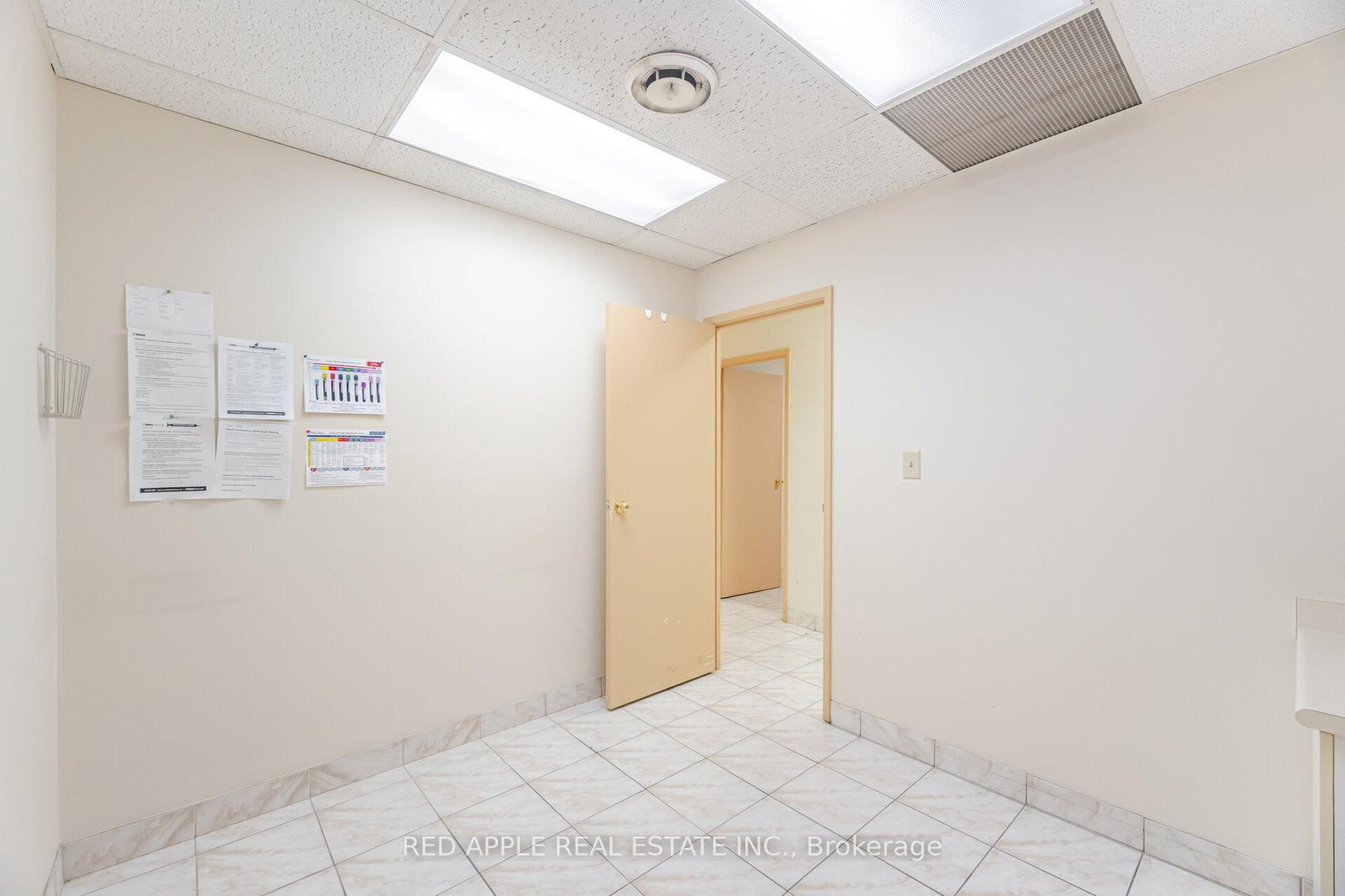 799 Bloor Street W - Photo 44