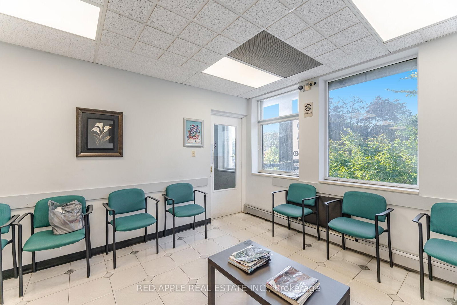 799 Bloor Street W - Photo 5