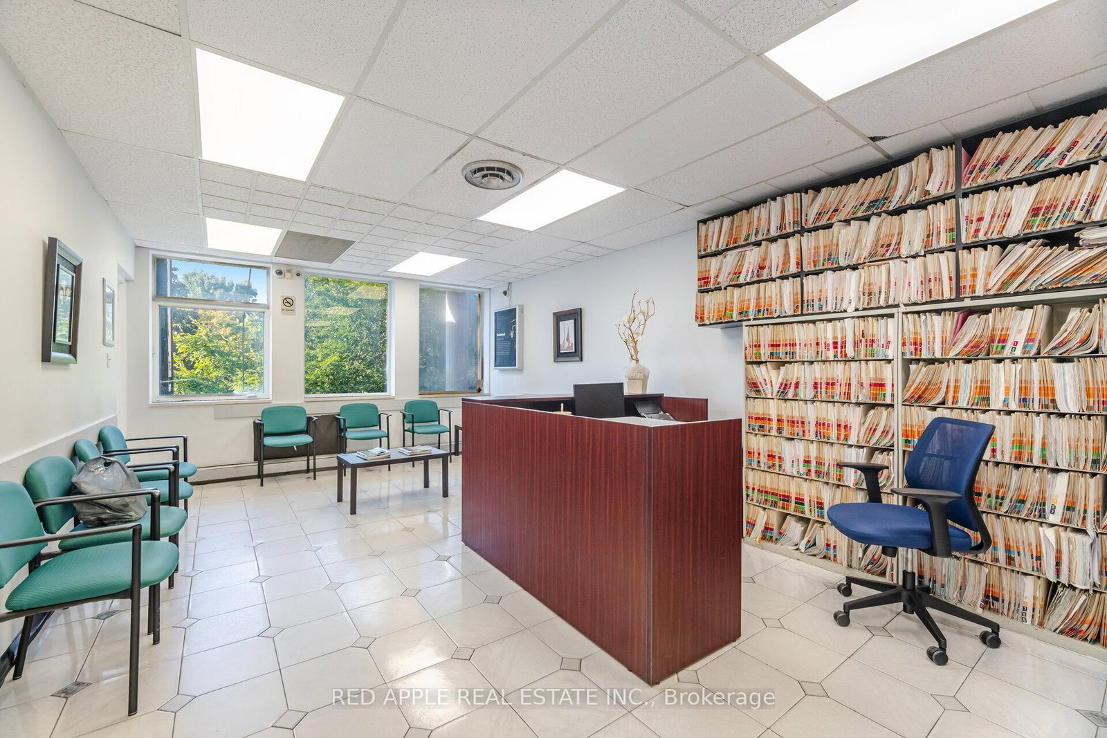 799 Bloor Street W - Photo 8