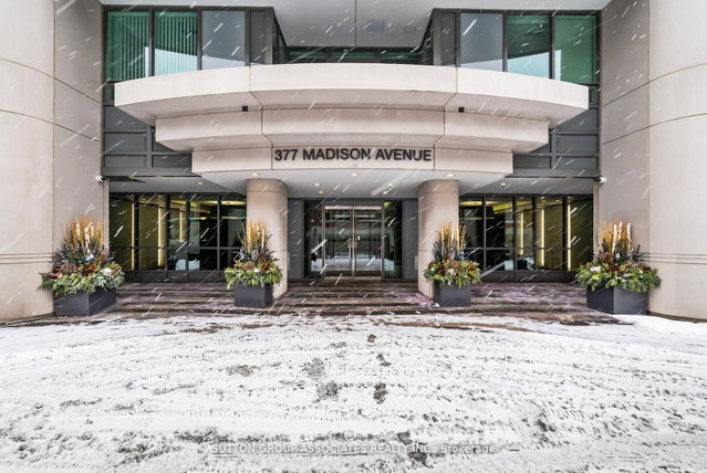 502 - 377 Madison Avenue