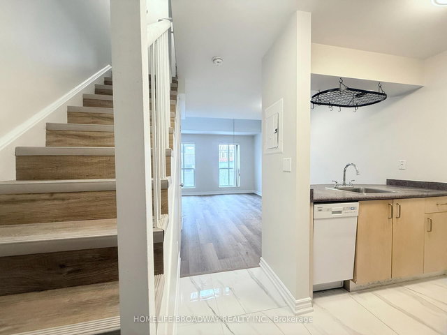 406 - 119 Merton Street