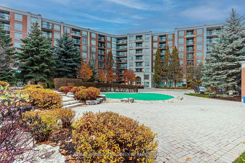 home for lease on 803-28 William Carson Crescent