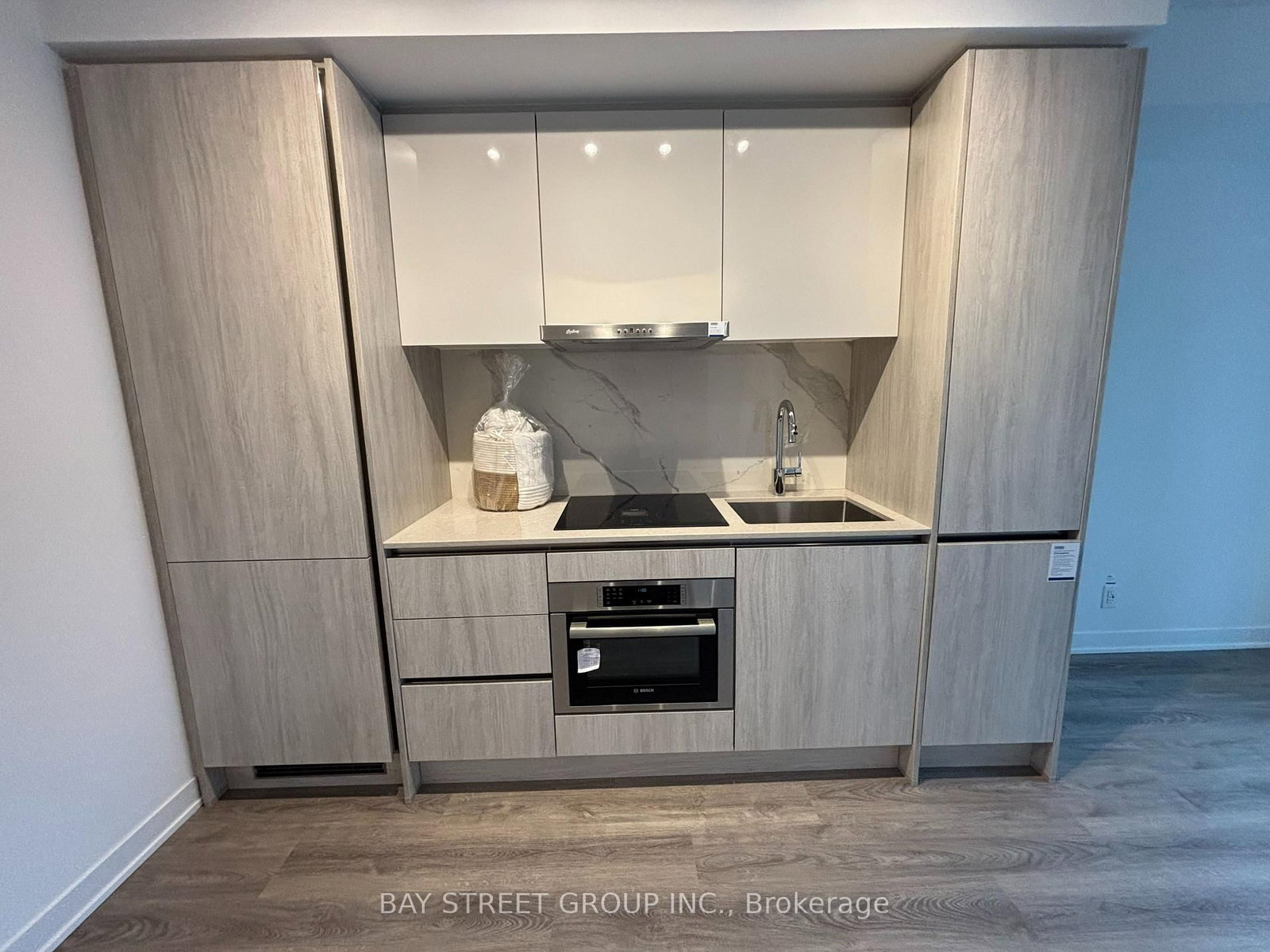 180 Front Street E, Unit 705 - Photo 7