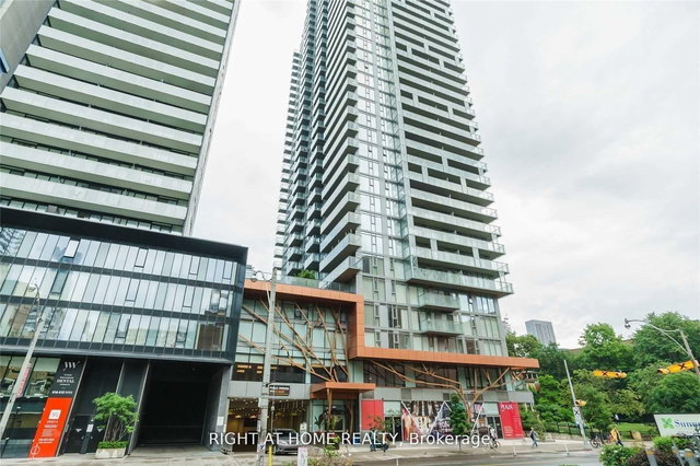 1505 - 50 Wellesley Street E