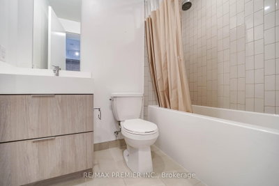 130 River Street • #1309 • Toronto, ON