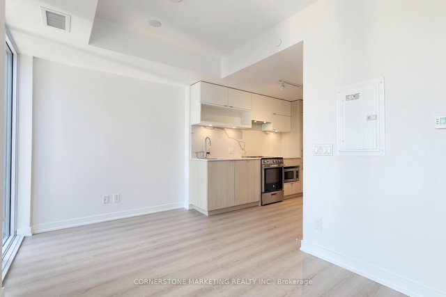 1116 - 100 Queen Street E