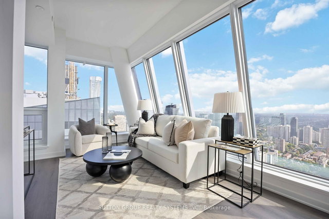 LPH05 - 8 Wellesley Street W