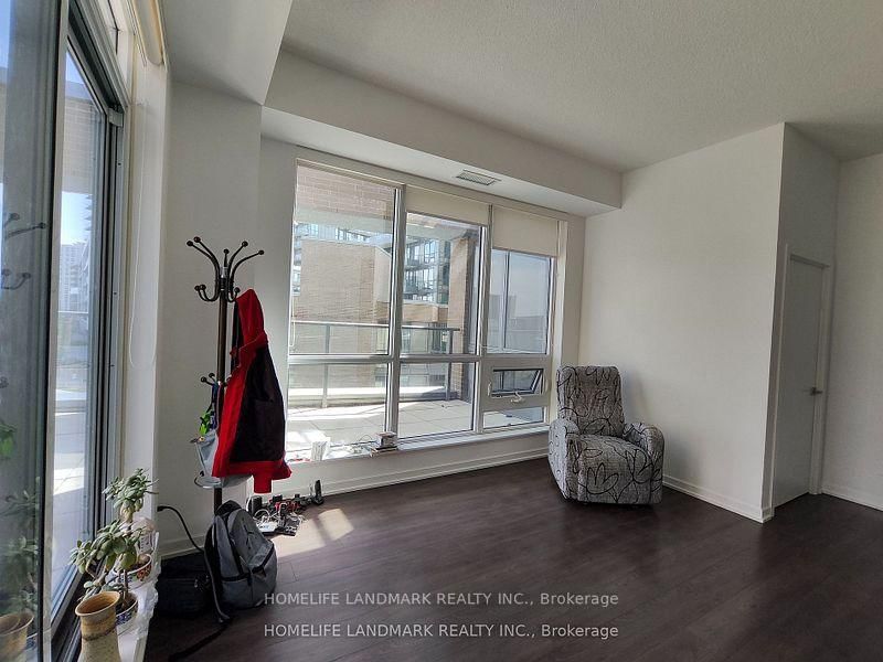 Condo for lease at 303-56 Forest Manor Road, Toronto, Ontario, M2J 0E5 - Henry Farm - MLS: C12831574