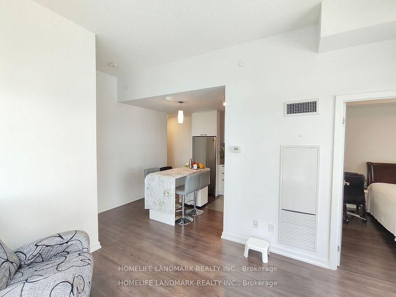 Condo for lease at 303-56 Forest Manor Road, Toronto, Ontario, M2J 0E5 - Henry Farm - MLS: C12831574