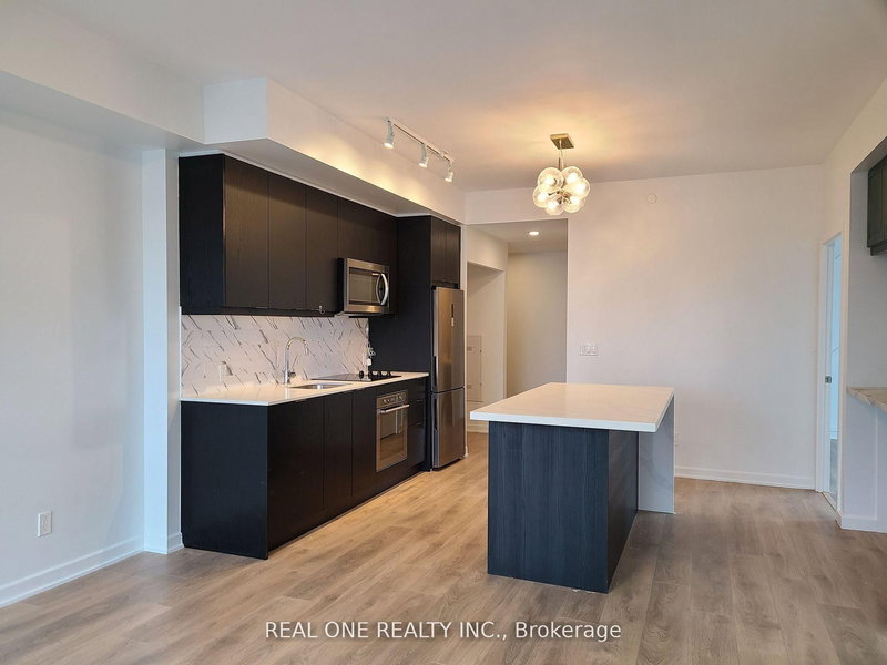 702 - 38 Forest Manor Rd, Toronto, M2J 0H4 | Image 3