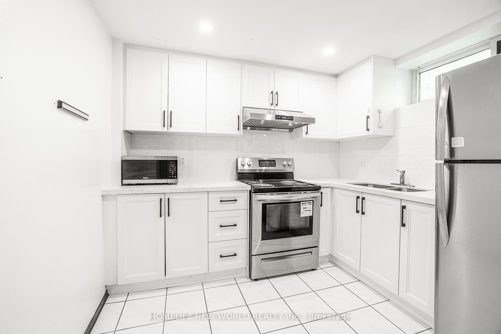 Listing Image 18