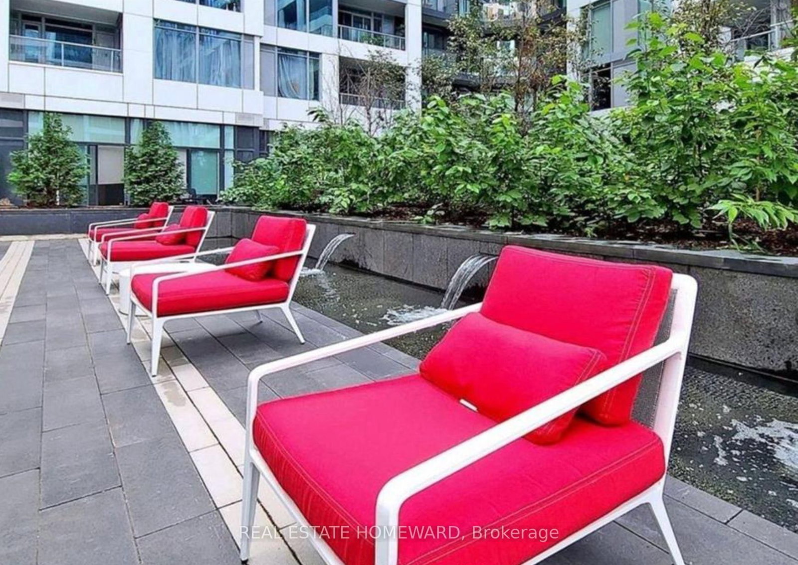 Condo for lease at 701-576 Front Street, Toronto, Ontario, M5V 1C1 - Waterfront Communities C1 - MLS: C12833538