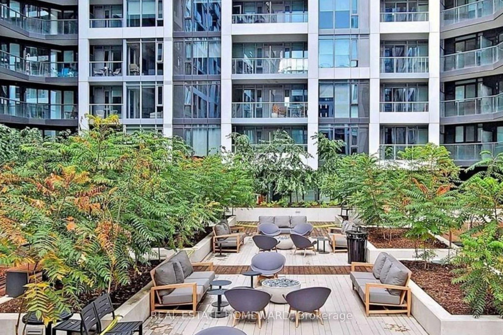 Condo for lease at 701-576 Front Street, Toronto, Ontario, M5V 1C1 - Waterfront Communities C1 - MLS: C12833538