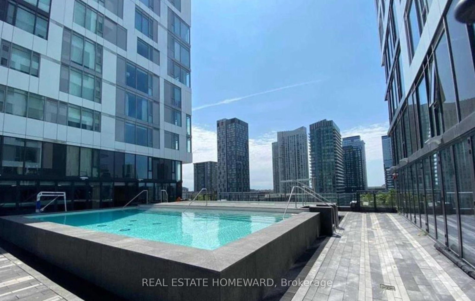 Condo for lease at 701-576 Front Street, Toronto, Ontario, M5V 1C1 - Waterfront Communities C1 - MLS: C12833538
