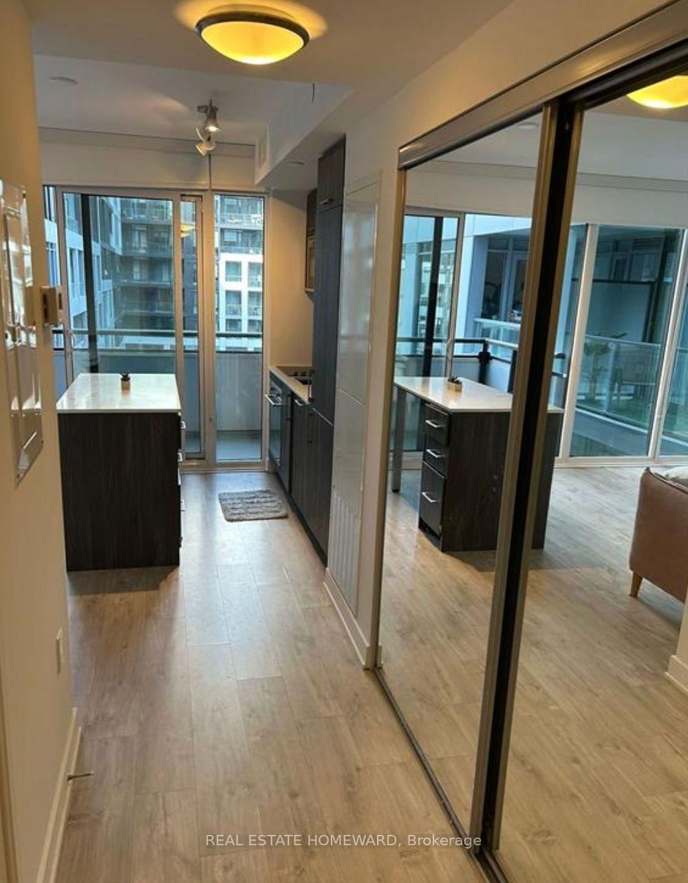 Condo for lease at 701-576 Front Street, Toronto, Ontario, M5V 1C1 - Waterfront Communities C1 - MLS: C12833538
