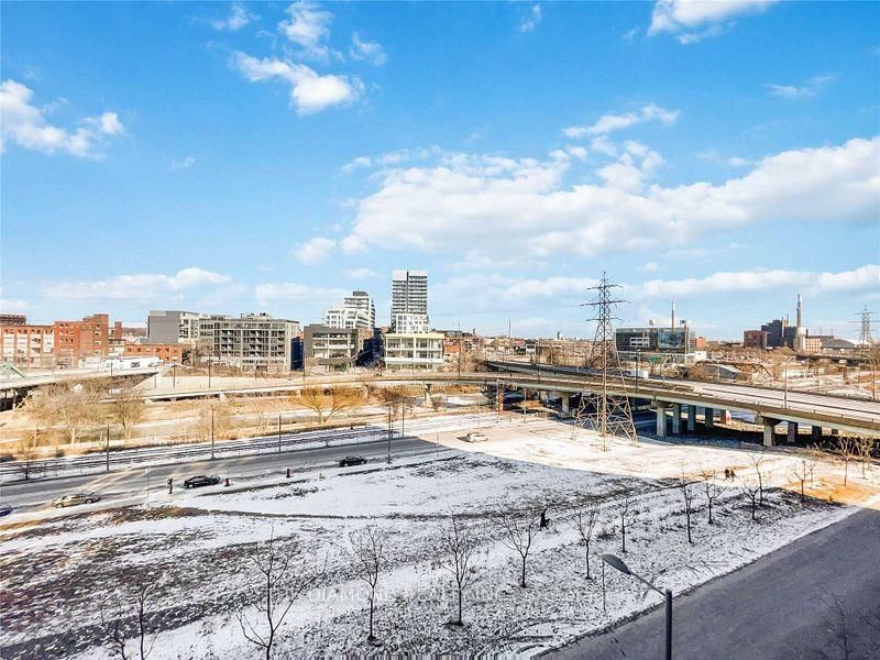 Condo for lease at 623-32 Trolley Crescent, Toronto, Ontario, M5A 0E8 - Waterfront Communities C8 - MLS: C12834004