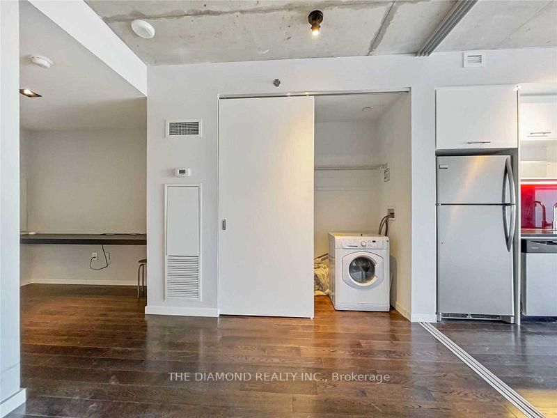 Condo for lease at 623-32 Trolley Crescent, Toronto, Ontario, M5A 0E8 - Waterfront Communities C8 - MLS: C12834004