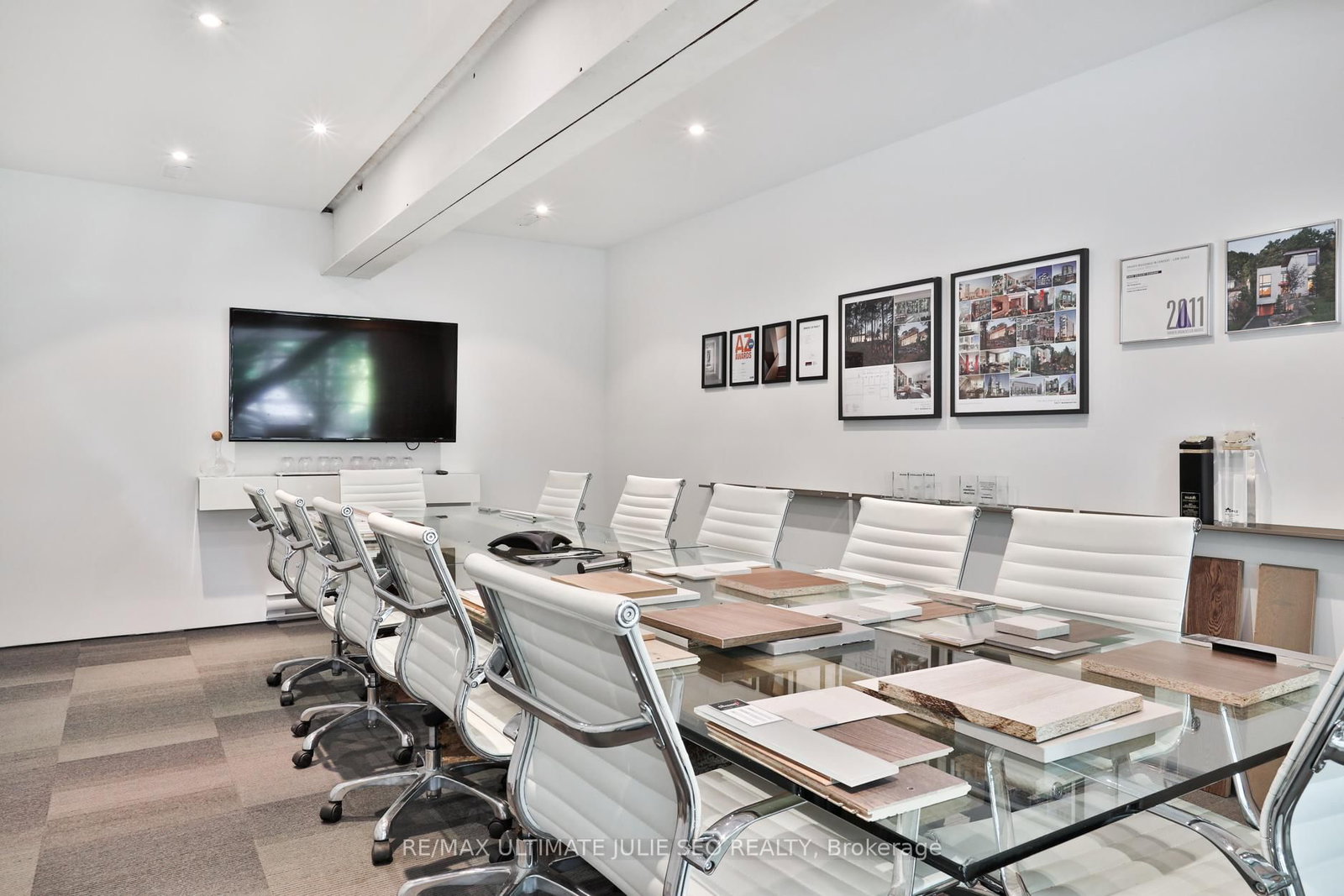 660R College Street - Photo 23