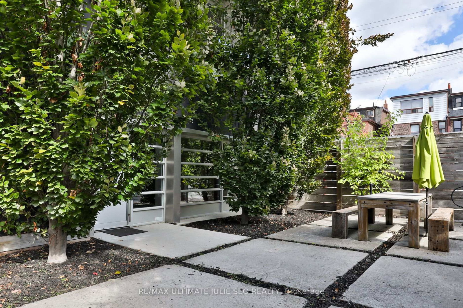 660R College Street - Photo 7