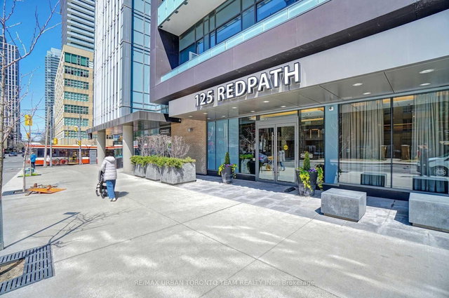 202 - 125 Redpath Avenue