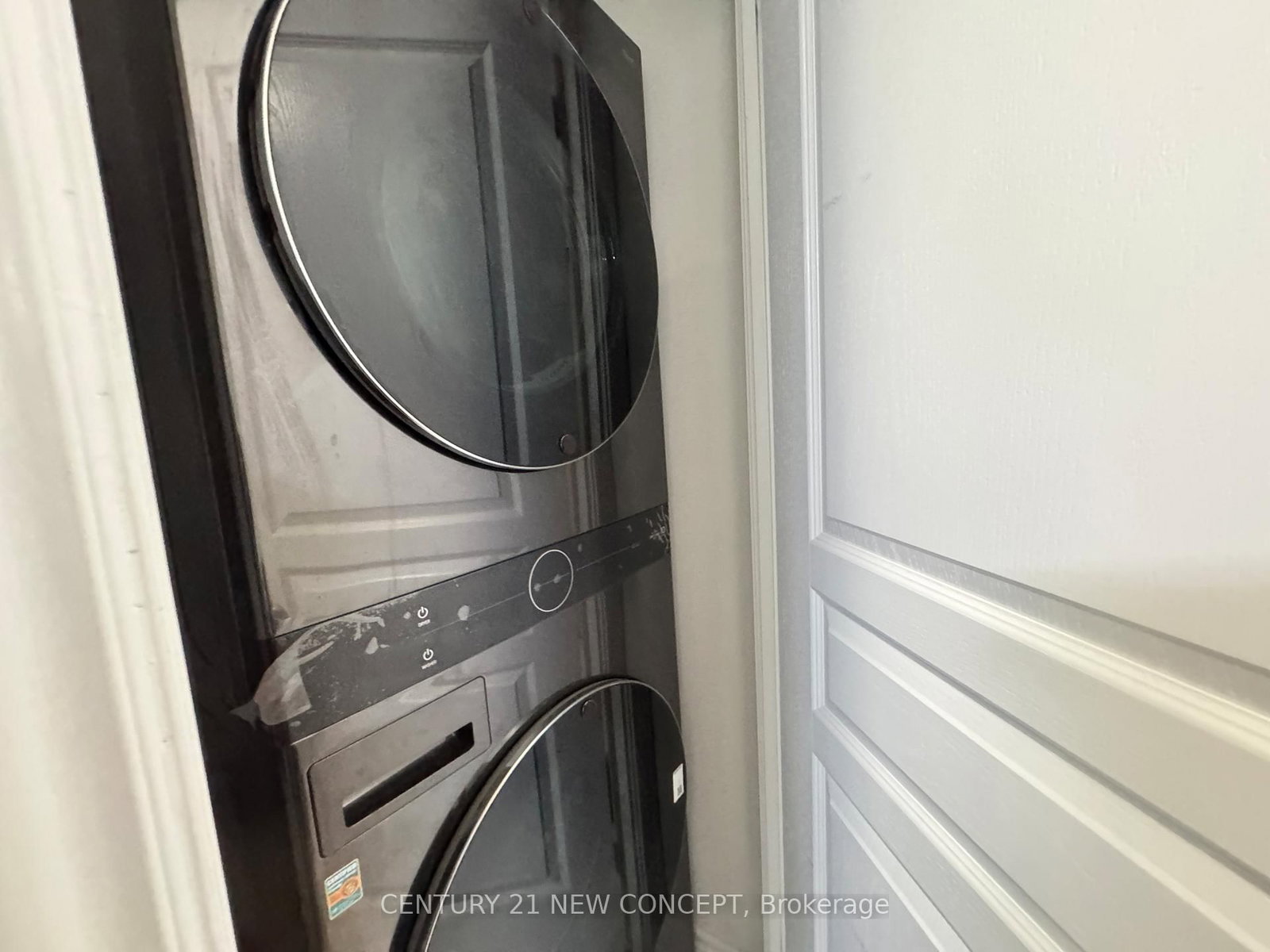 509 Beecroft Road, Unit 1602 - Photo 11