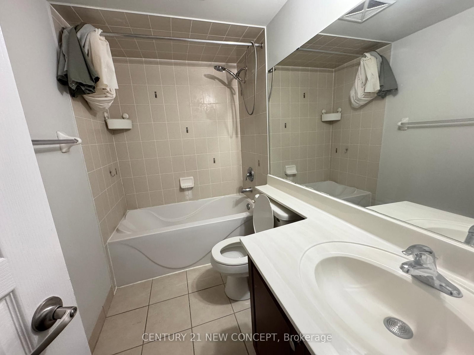 509 Beecroft Road, Unit 1602 - Photo 4